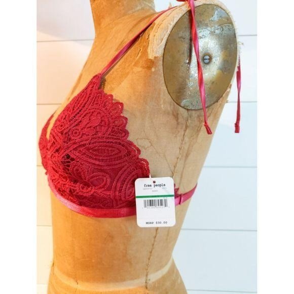 Free People Mila Lace Bralette in Berry-Large-NEW - Picture 4 of 6